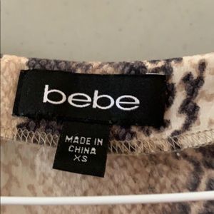 A junior dress shirt for women